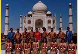 Kapa Haka group Pounamu in 1990 in India