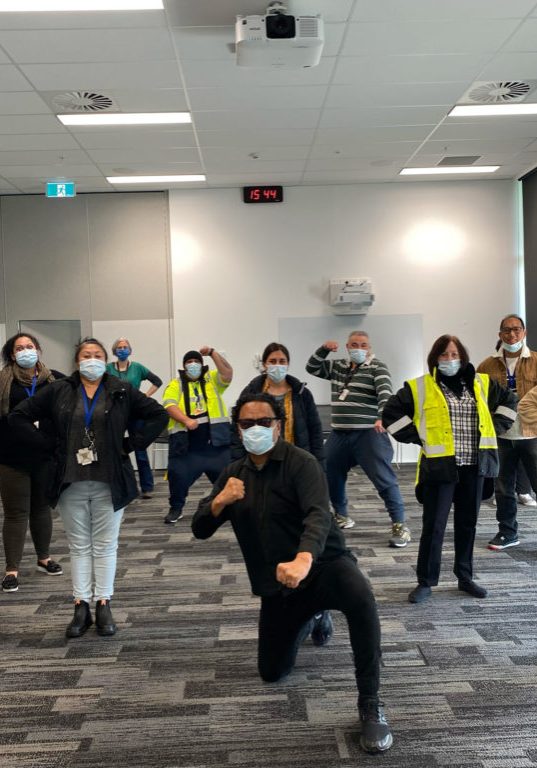 Tapeta Fisher and Paykel masks Covid19 haka workshop